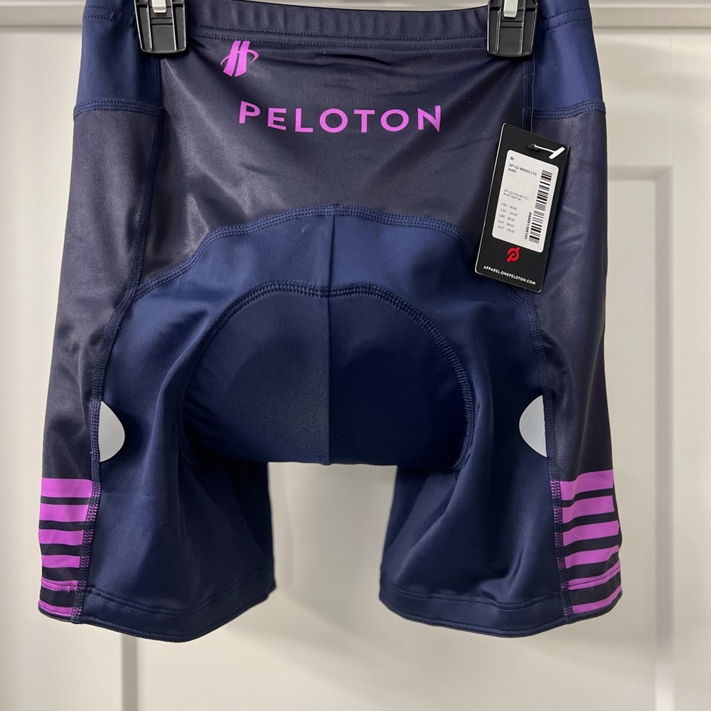 Peloton Women’s Padded Bike Shorts Med NWT